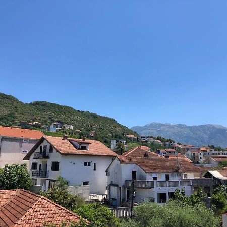 Marko Apartments 3 Tivat Buitenkant foto